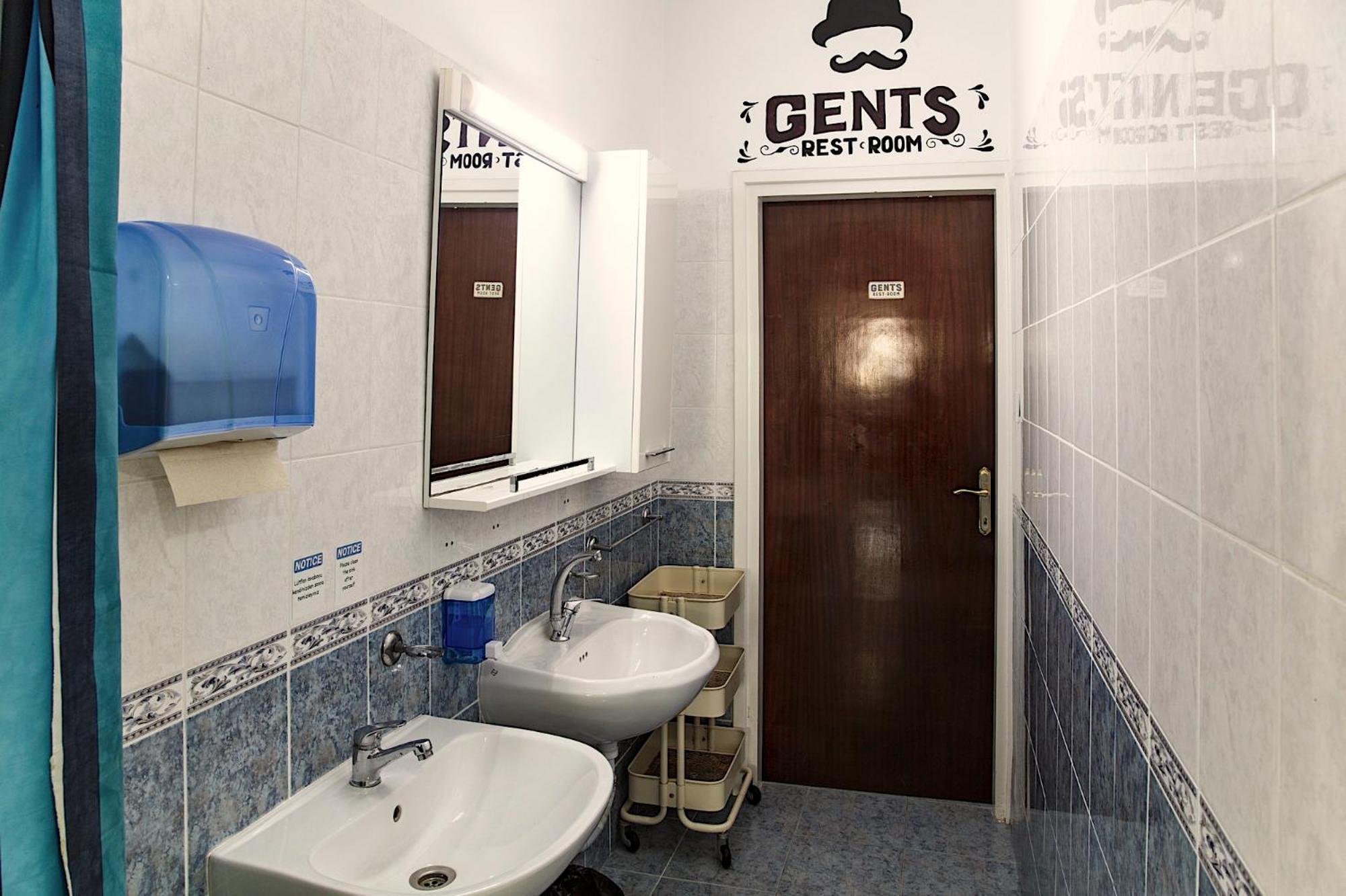 Enter Hostel Кирения Номер фото